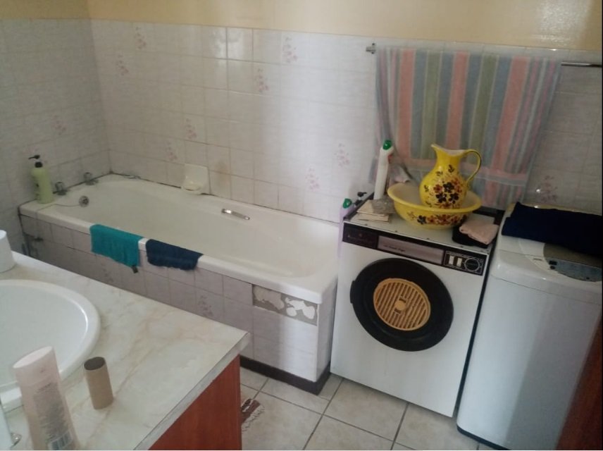 5 Bedroom Property for Sale in Flimieda North West